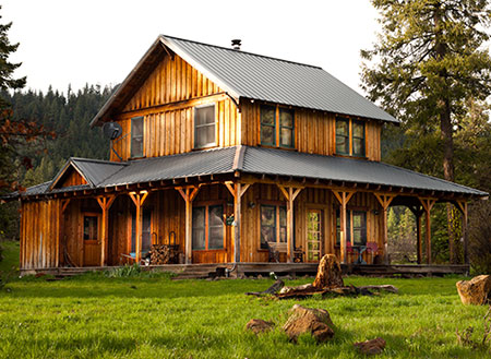 Meadow House farm stay vacation rental on a Southern Oregon working ranch and farm