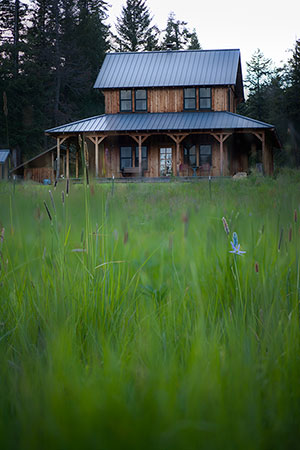Meadow House farm stay vacation rental outside view