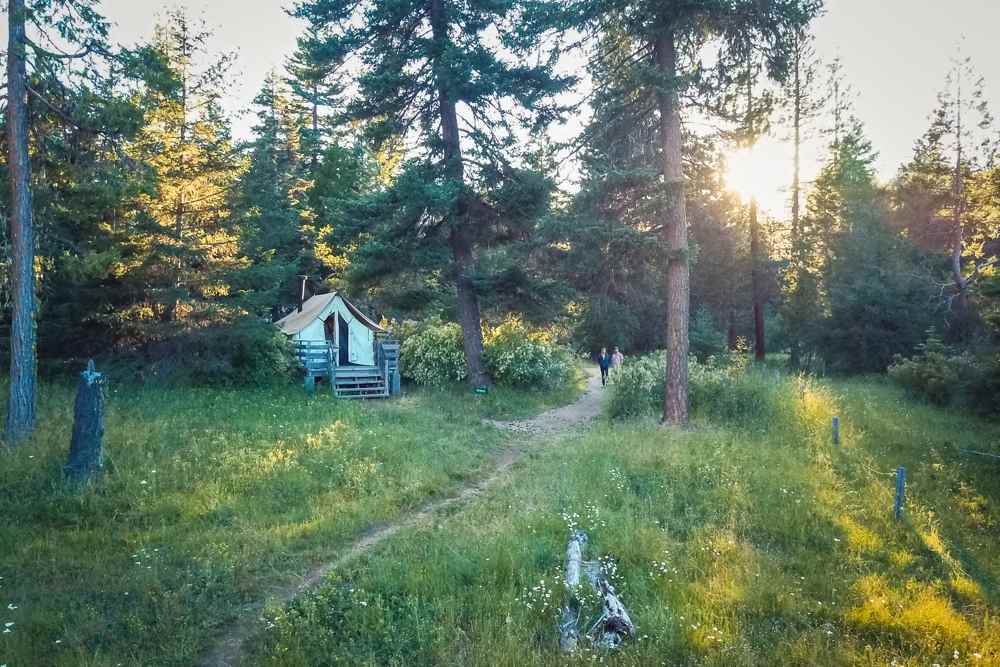 Willow-Witt Ranch farm stay tent cabins trail at sunset